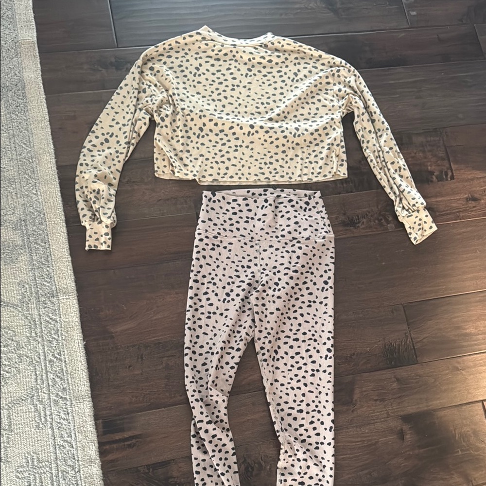 Beach Riot Sport Cheetah Set